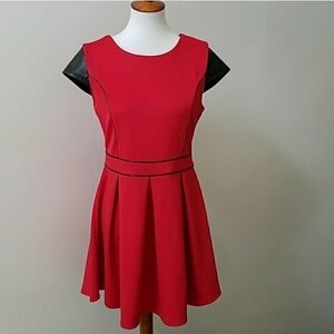 Romeo & Juliet Couture red full skirt mini dress M